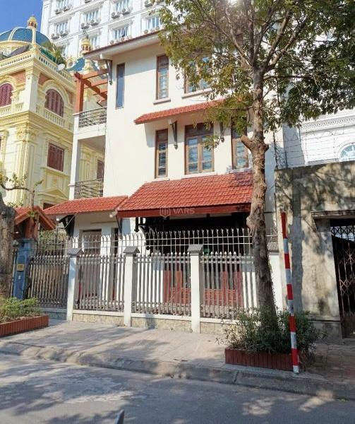 Bán Gấp-Nhà TT 🏢 ĐH,Nở Hậu,ô tô đỗ cửa,thiết kế đẹp,đầu tư sinh lời,DT:98mMT:5,6m,giá:3,4tỉ
