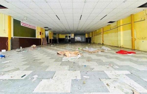 Chủ cho thuê Nhà mặt phố 312m²