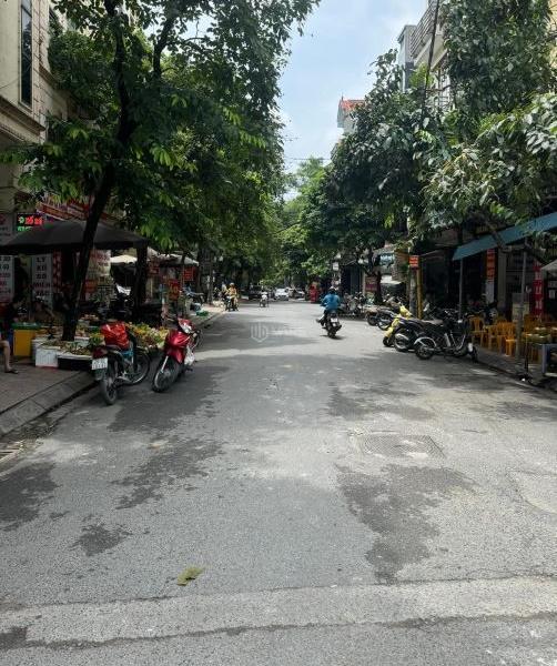 Bán Nhà trong hẻm 64m²