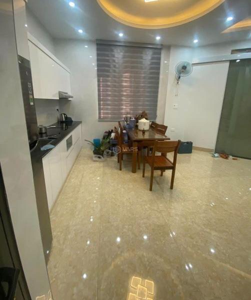 Bán Nhà 3 Tầng Lô Góc Mới Đẹp Tại Xi Măng, Sở 🏣 Dầu, Hồng Bàng – DT 40m², Giá 4.75 Tỷ