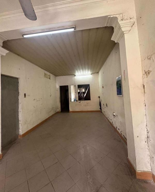 Cần bán Nhà mặt phố 46m²