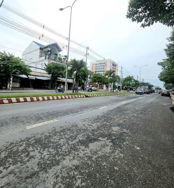 Bán nhà cấp 4 góc 🏘️ mặt tiền Phó Cơ Điều, gần ngã 4 trường Đại Học XDMT Vĩnh Long