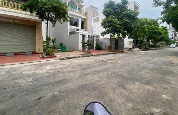 Bán Đất nền riêng lẻ 100m²
