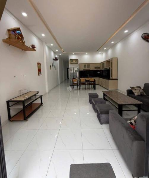 Cần bán Nhà trong hẻm 99m²