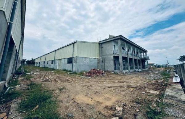Cần bán & 🏬 thuê toàn bộ 6.500m2 nhà máy May Mặc Xuất Khẩu Khu Công Nghiệp Bình Xuyên
