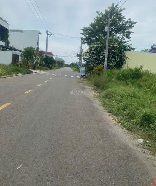 Bán Đất nền riêng lẻ 120m²
