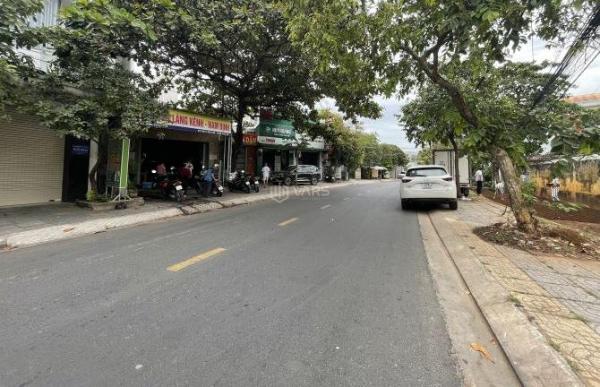 Chủ cần bán Nhà trong hẻm 117m²