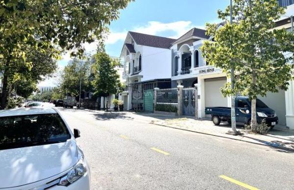 Chủ cần bán Đất nền riêng lẻ 160m²