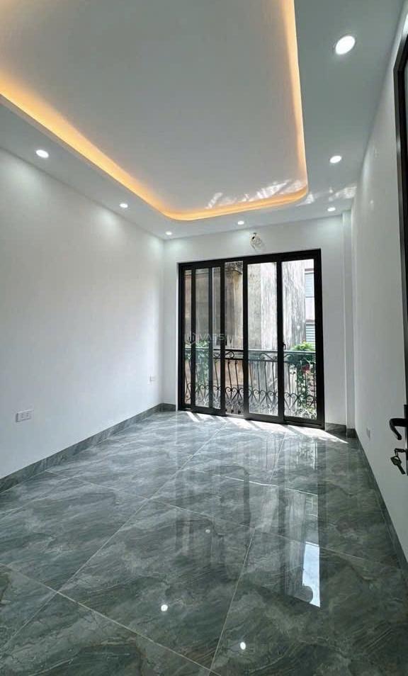 Một nhà ra phố - yên ☘ phụ nhỏ - cực hiếm nhà nhỏ tiền