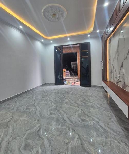 Bán Nhà trong hẻm 40m²
