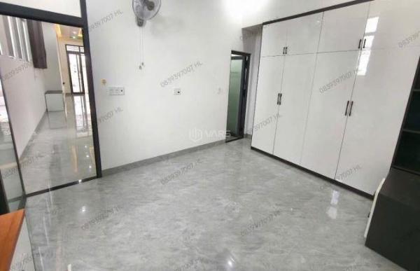 CHO 🔥 THUÊ NHÀ HẺM ĐỒNG KHỞI 3 PHÒNG NGỦ 4WC 12TR/THÁNG