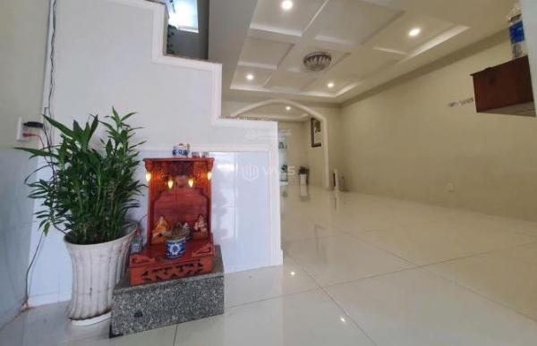 Bán nhà 2 lầu rưỡi gần cầu Phú Long cách bờ bao sông Sài Gòn 200m DT 🏦 123m giá nhỉnh 4 tỷ