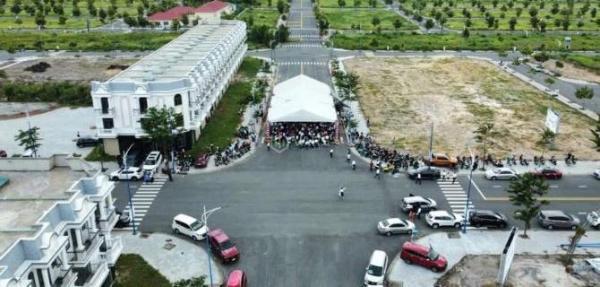 Chủ cần bán Nhà mặt phố 219m²