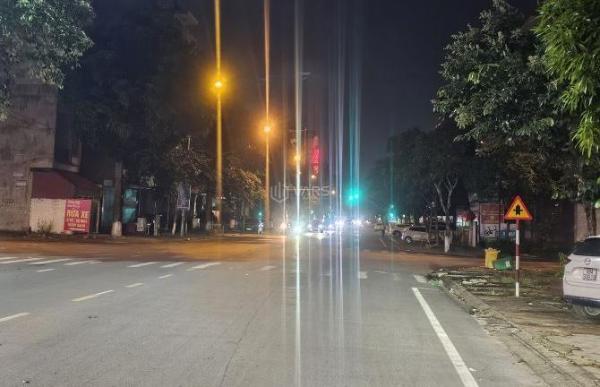 Bán Nhà mặt phố 166m²