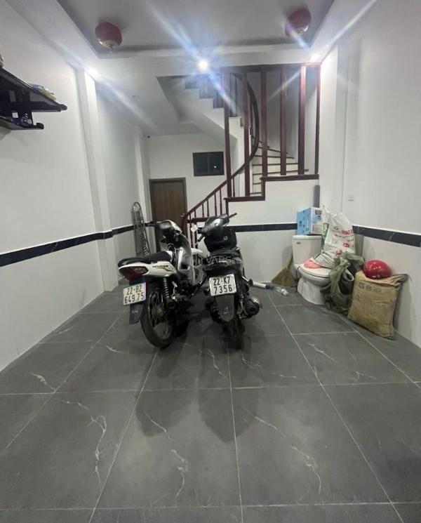 Bán nhà cầu diễn: 5 tầng - 🏡 dt 36m2 - 9 phòng khép kín - full đồ