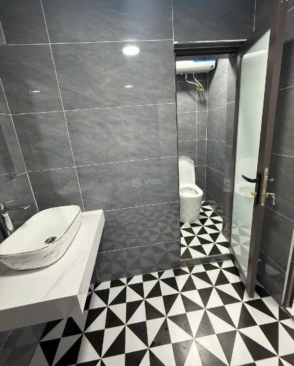 Bán tập thể tầng 1 mặt phố tân mai, hoàng mai, 60m², 2 ngủ, full 🏬 nội thất