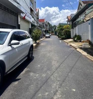 Cần bán Nhà mặt phố 68m²