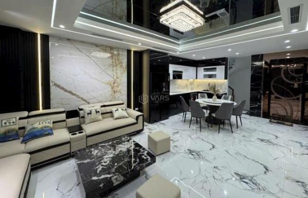 CỔ LINH AEON LONG BIÊN 82M2 5 TÂNG LÔ GÓC GARRA THANG MÁY THÔNG OTO KINH 🌊 DOANH