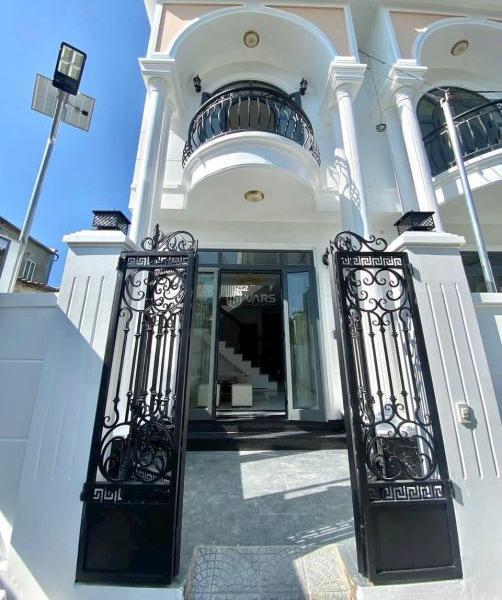 Cần bán Nhà trong hẻm 68m²