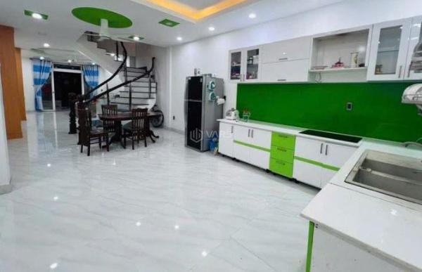 🏡 BÁN NHÀ 1 TRỆT 2 LẦU – ĐƯỜNG HOÀNG VĂN THỤ, 🔥 P.7 – DT 125M² – GIÁ CHỈ 12.999 TỶ