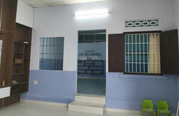 Cần bán Nhà trong hẻm 121m²
