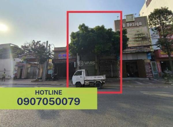 Cần bán Nhà mặt phố 166m²