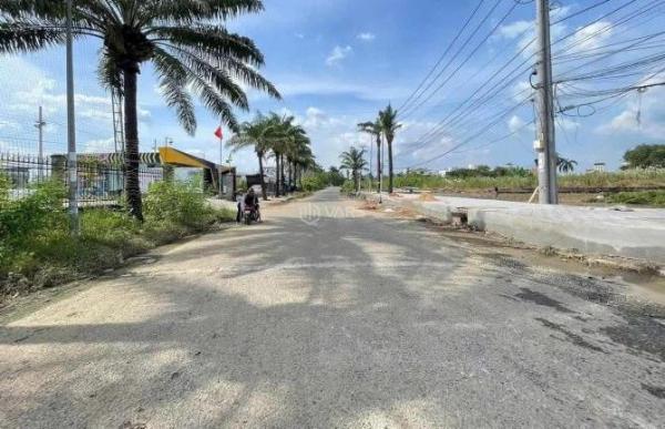 Cho thuê mặt bằng góc 🏠 2 mặt tiền khu cồn khương dt 1327m2 giá 50tr/th