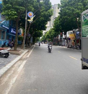 CHO THUÊ BT HUYNDAI TÔ HIỆU GIÁ 55 TRIỆU, Ô TÔ, 🏢 KINH DOANH, VP