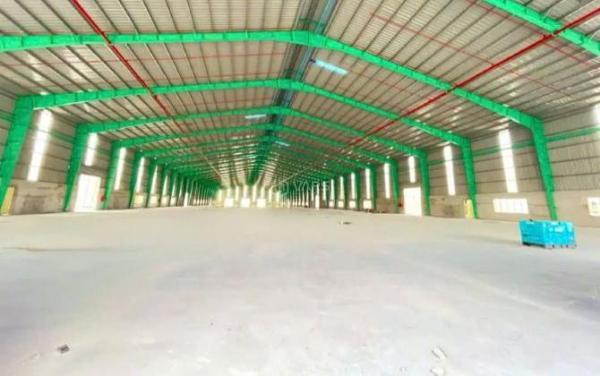 cho thuê kho xưởng 13.000m² ở Bến 🏘️ Lức, Long An giá 2.6 usd/m²/tháng