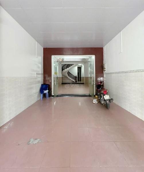 Cần bán Nhà mặt phố 147m²