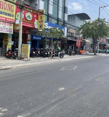 Bán 👍 nhà mặt tiền 30x55m giá 200 tỷ Đường Nguyễn Ảnh Thủ