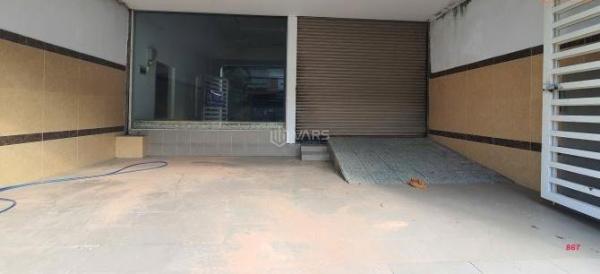 Cho thuê nhà ngang 8m trống suốt 🏡 gần siêu thị Nguyễn Kim, cách Phạm Văn Thuận chỉ 30m