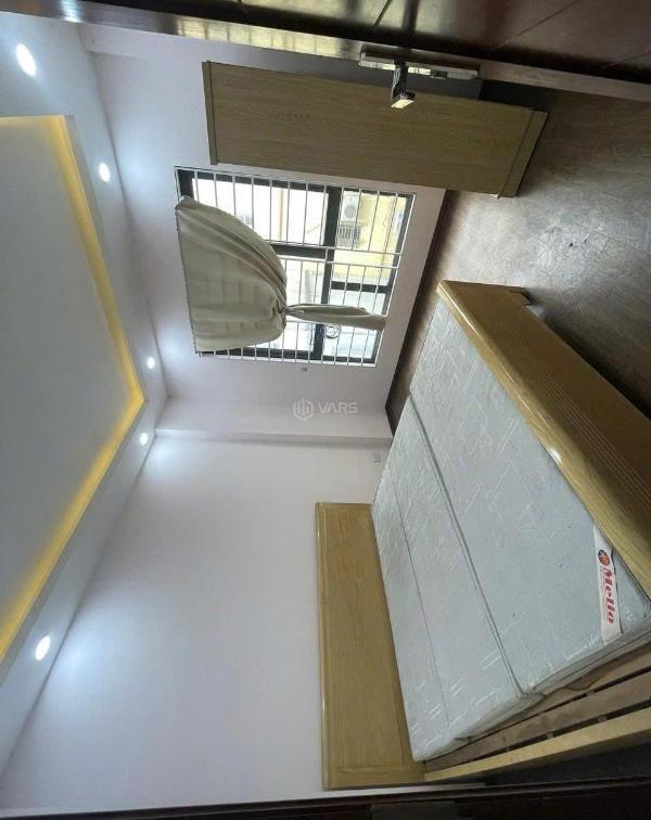 Cần bán Nhà trong hẻm 32m²