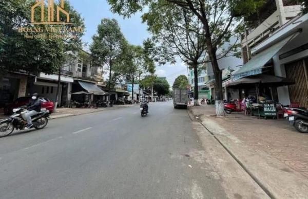 BÁN NHÀ MẶT TIỀN HOÀNG DIỆU 🏘️ VỊ TRÍ KINH DOANH - DT: 4,25x16,5m (NỞ 4,5m) - H:BẮC - 7,99TỶ