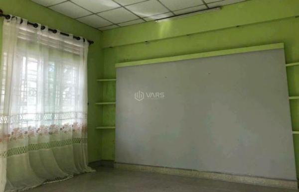 Chủ cho thuê Nhà mặt phố 90m²