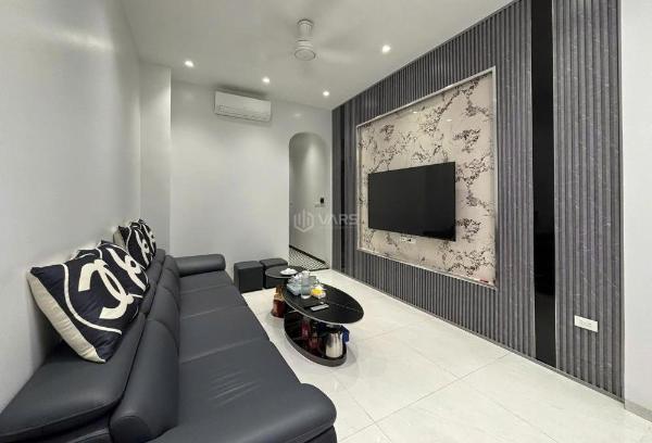 Phố lụa hà đông lô góc 35mx5t full nt nhà đẹp ở luôn giá 6 9 tỷ 🏚️ tl tốt