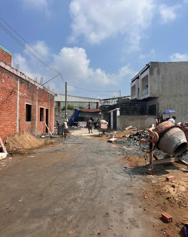 Bán Đất nền riêng lẻ 100m²