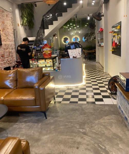 CHO THUÊ NHA 4 TẦNG ĐƯỜNG BẠCH 🏠 ĐẰNG- VỊ TRÍ SÁT CHỢ HÀN