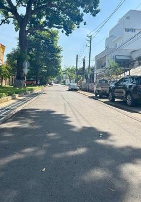 Chủ cần bán Nhà mặt phố 150m²