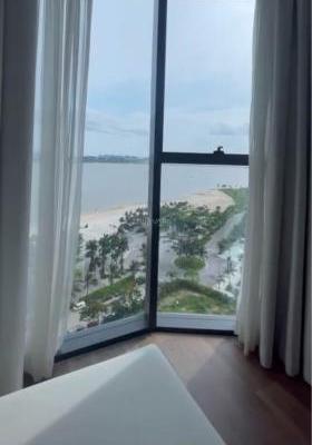 Chính chủ bán Căn Hộ 1PN 45m2 View Biển tòa ALACARTE HẠ LONG BAY. ☘ Trước mặt là Bãi tắm Mar