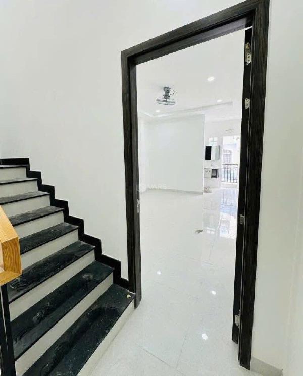 Bán nhà mới xây 💥 dương bá trạc, quận 8, ngang 4.3m, giá chỉ 6.6 tỷ