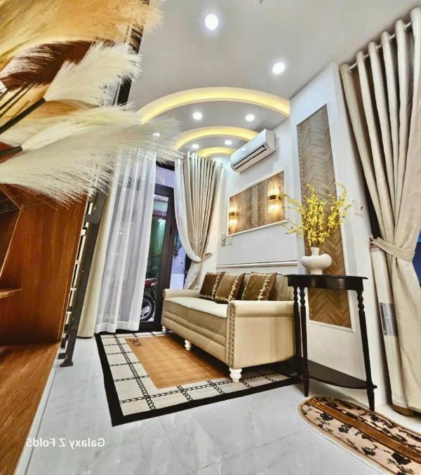 Siêu phẩm 🌊 sát m.tiền hoàng văn thụ pn 30m2 3 tầng 3pn nhỉnh 6 tỷ. nhà đẹp ở ngay