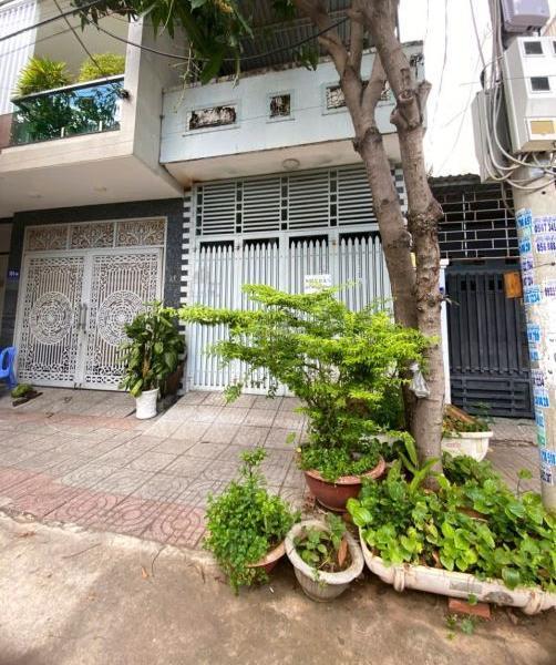 Cần bán Nhà trong hẻm 72m²