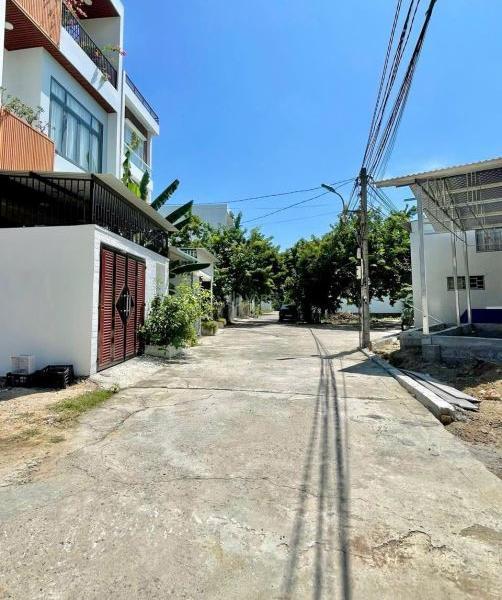 Bán Đất nền riêng lẻ 104m²