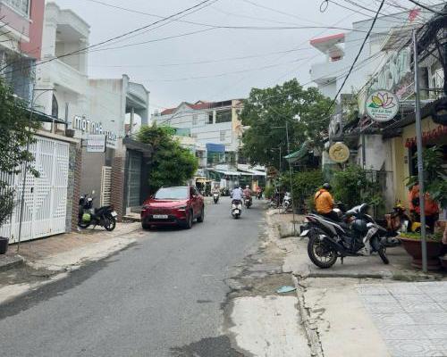 Chủ cần bán Nhà mặt phố 114m²