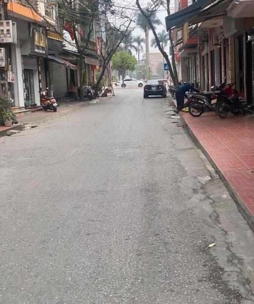 Bán Nhà mặt phố 35m²