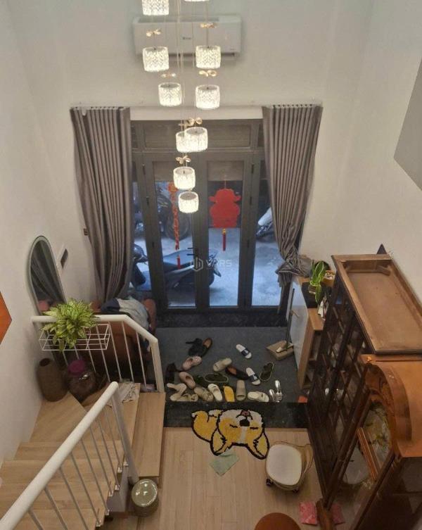 Cần bán Nhà trong hẻm 44m²