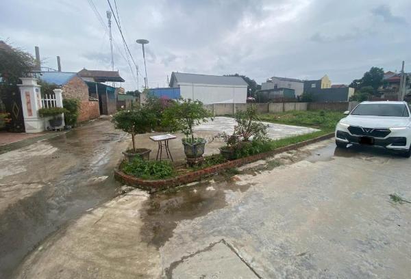 Chính chủ gửi (bán gấp) 148m2 lô góc, xe ☘ tải vào tận đất,gần mặt đường