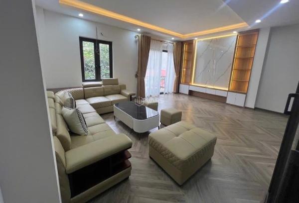 Nhà đẹp 🏣 siêu hiếm phố lụa hà đông - 35m-5t full nt -nhà đẹp ở ngay giá 6.9 tỷ