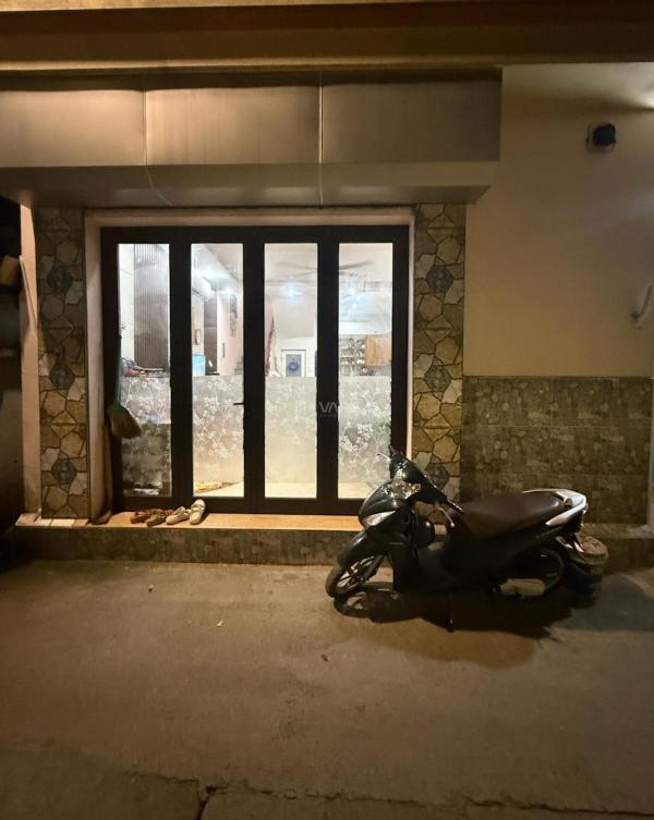 Cần bán Nhà trong hẻm 60m²